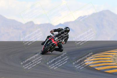 media/Oct-03-2022-Moto Forza (Mon) [[5f077a3730]]/Intermediate Group/Session 5 (Turn 12)/